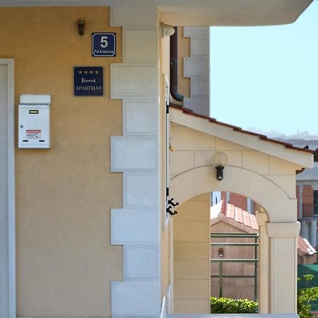 Apartmani Adela ソリン エクステリア 写真