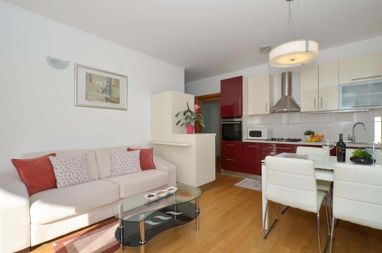 Apartmani Adela ソリン エクステリア 写真