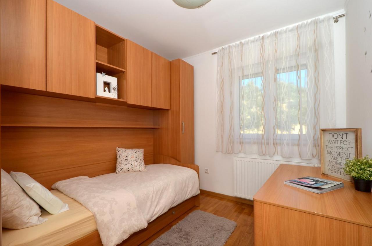 Apartmani Adela ソリン エクステリア 写真